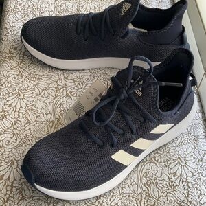 Adidas women Running Shoes 8  1/2
